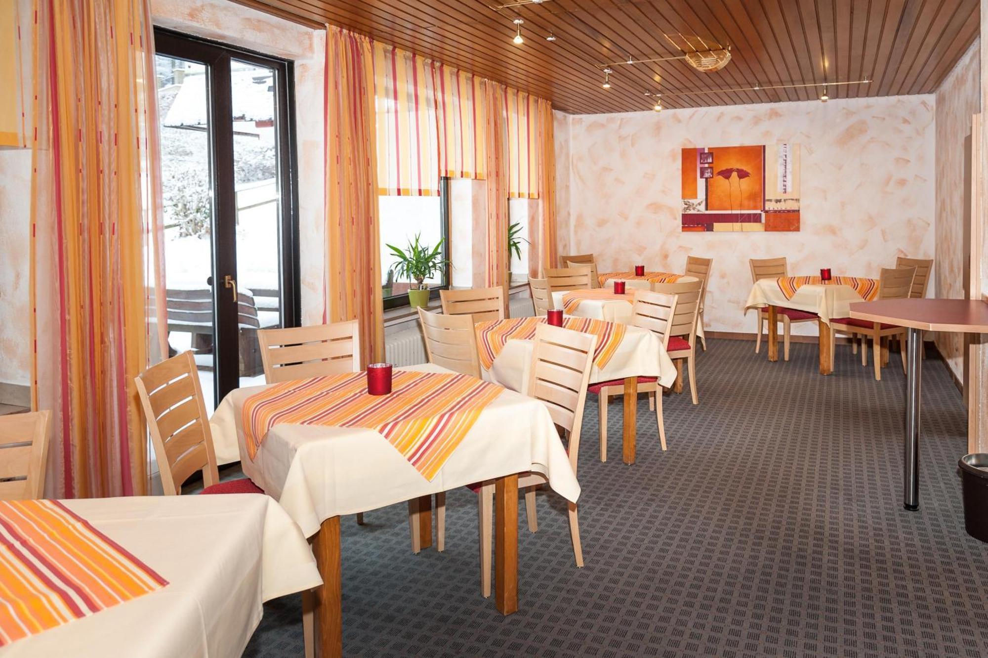 Hotelpension Schroeder Willingen  Exterior photo